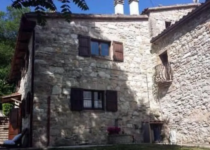 Mit Einer Atemberaubenden Aussicht- By Interhome Ουρμπίνο