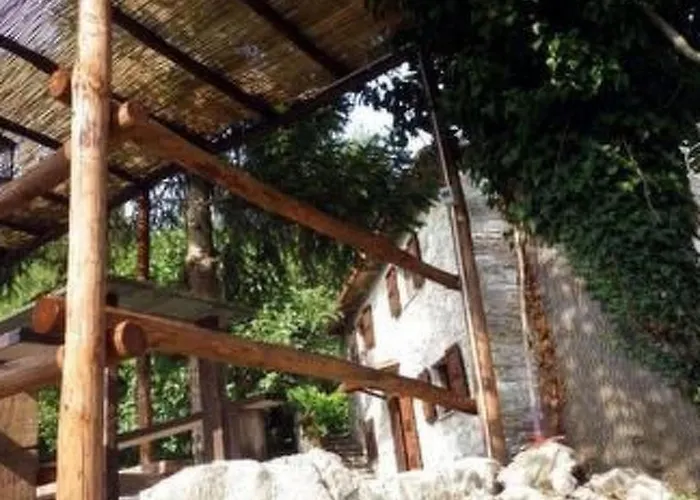 Mit Einer Atemberaubenden Aussicht- By Interhome