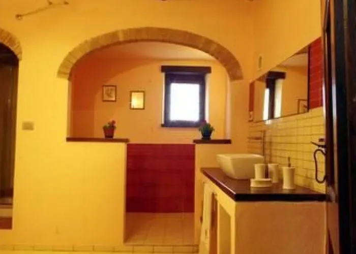 Mit Einer Atemberaubenden Aussicht- By Interhome Ουρμπίνο